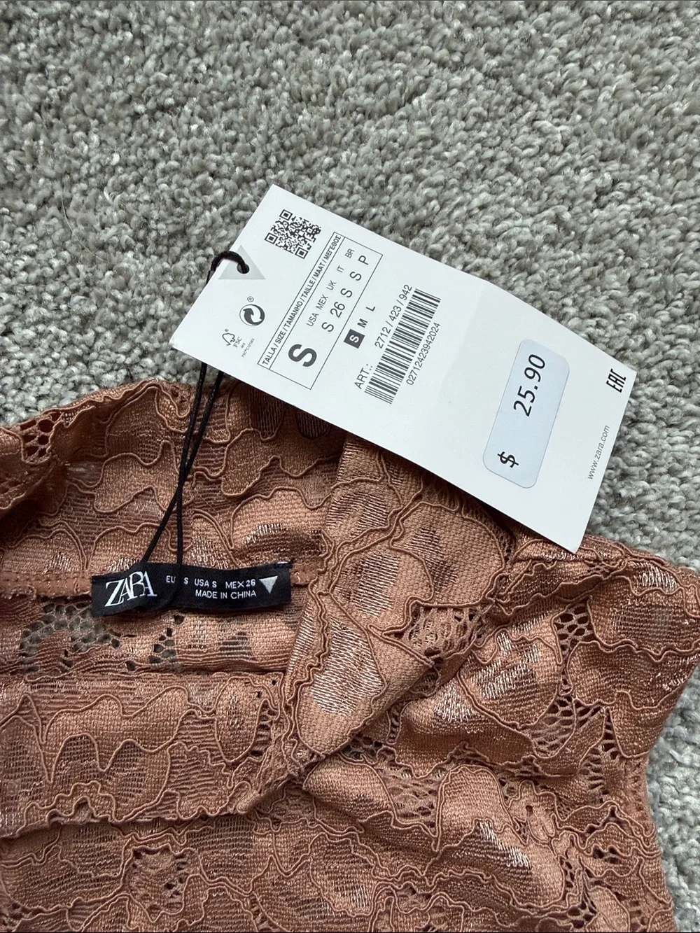 Sleeveless Lace High-Neck Bodysuit in Dusty Rose